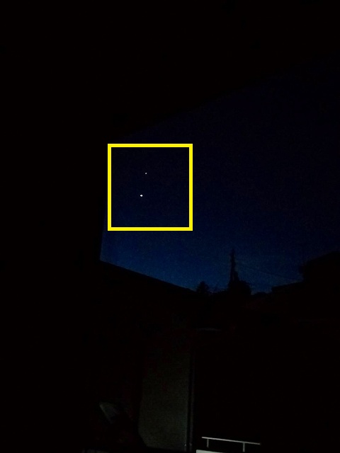 2つの開けの明星